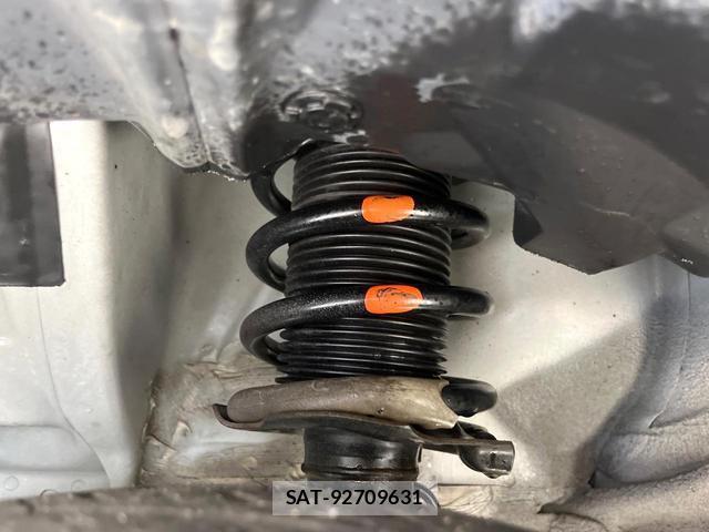 Nissan NOTE 2019-06 8283984-19