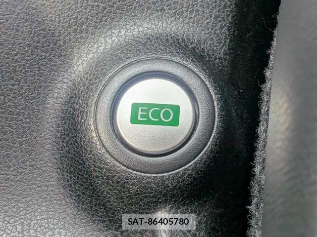 Nissan NOTE 2016-01 8284616-11
