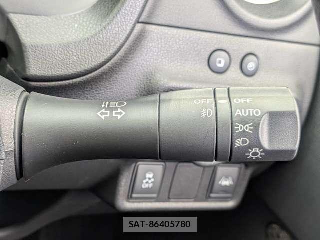 Nissan NOTE 2016-01 8284616-12