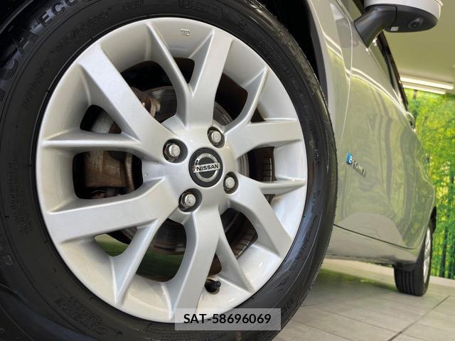 Nissan NOTE 2018-11 8284940-12