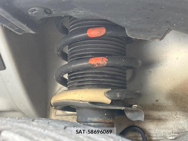 Nissan NOTE 2018-11 8284940-19