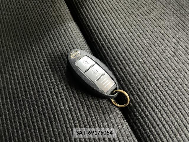 Nissan NOTE 2021-06 8285144-5