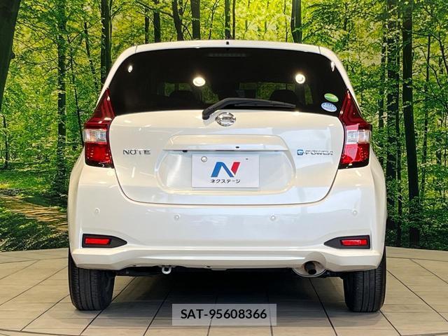 Nissan NOTE 2018-06 8285183-14
