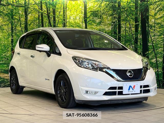 Nissan NOTE 2018-06 8285183-15