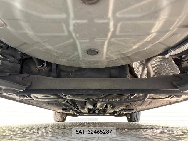 Nissan NOTE 2018-11 8285624-18