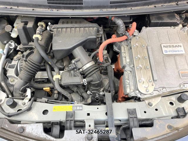 Nissan NOTE 2018-11 8285624-19