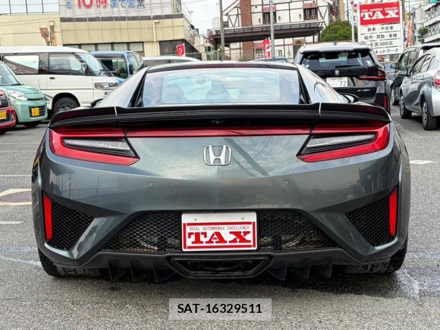 Honda NSX 2018-08 8284806-13
