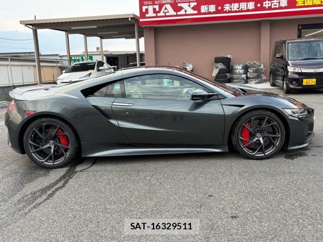 Honda NSX 2018-08 8284806-6