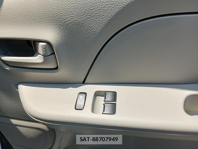Nissan CLIPPER VAN 2024-12 8277171-14