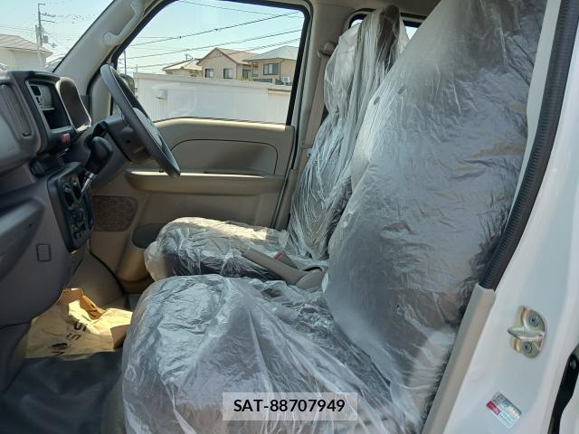 Nissan CLIPPER VAN 2024-12 8277171-9