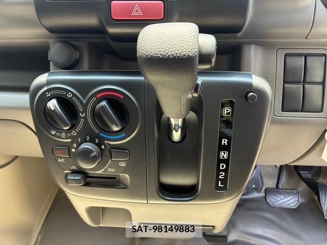 Nissan CLIPPER VAN 2020-06 8282821-14