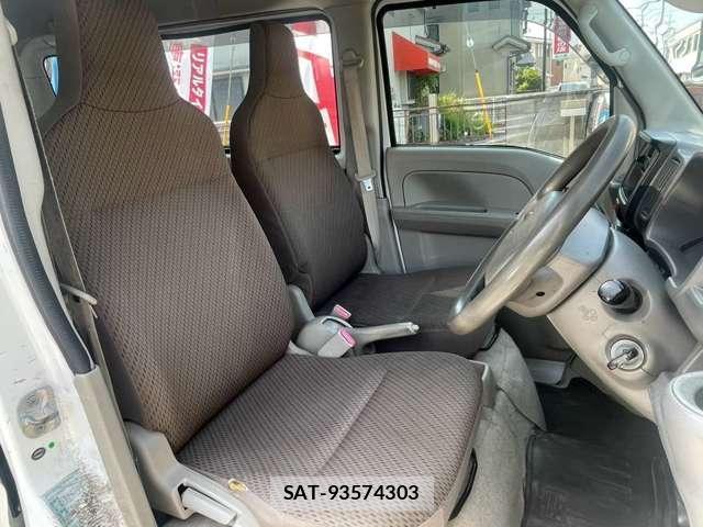 Nissan CLIPPER VAN 2018-04 8284204-10