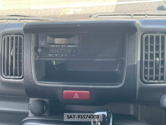 Nissan CLIPPER VAN 2018-04 8284204-16