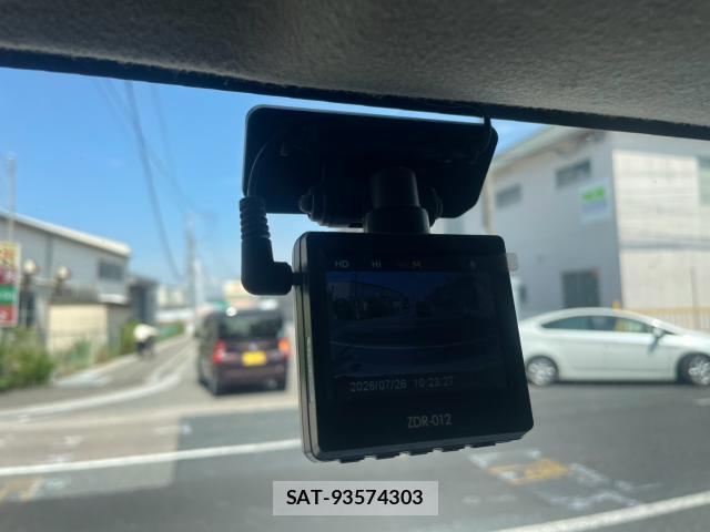 Nissan CLIPPER VAN 2018-04 8284204-18