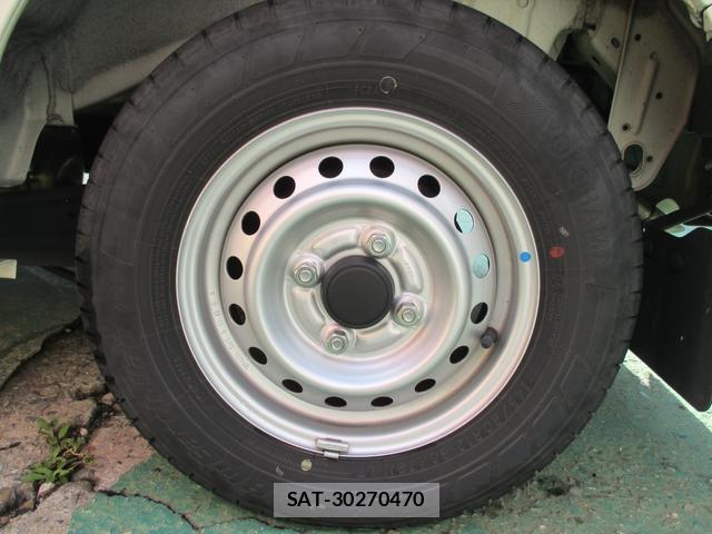 Nissan CLIPPER VAN 2022-10 8284290-18