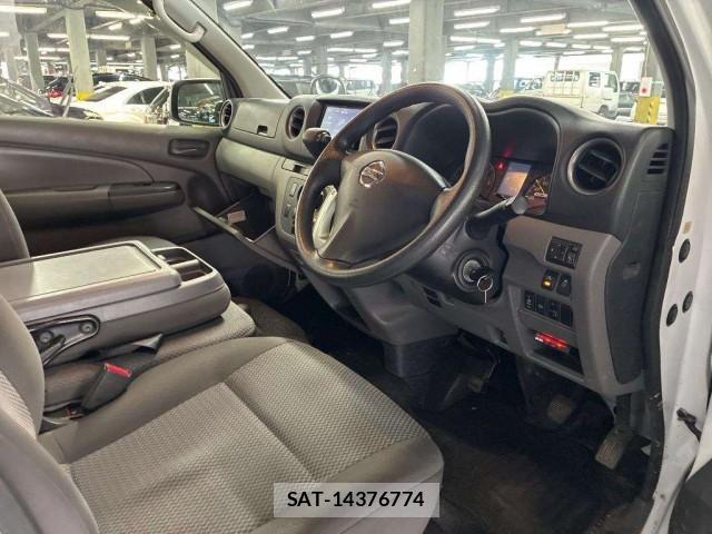 Nissan NV350 Caravan 2021-06 8276864-3