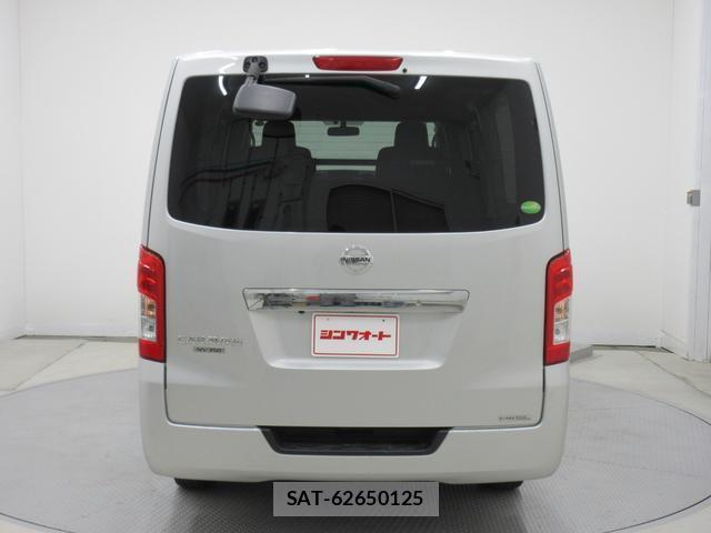 Nissan NV350 Caravan 2020-10 8277194-2