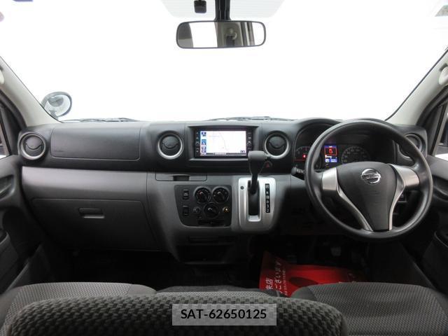 Nissan NV350 Caravan 2020-10 8277194-9