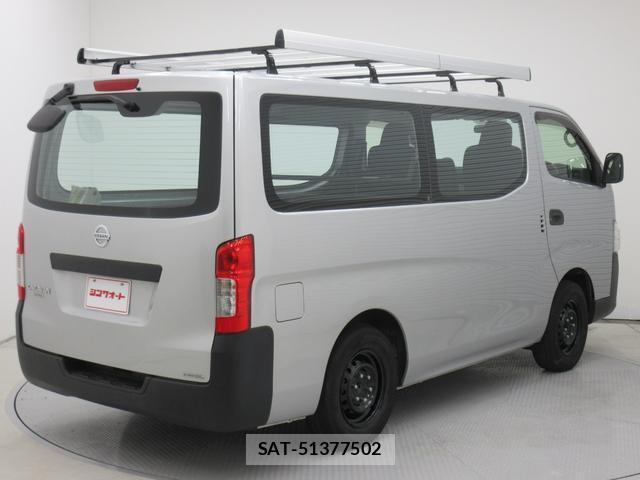 Nissan NV350 Caravan 2021-06 8277195-7