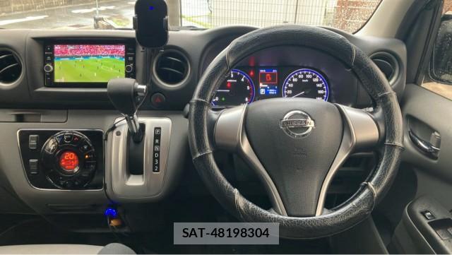 Nissan NV350 Caravan 2017-12 8281599-16