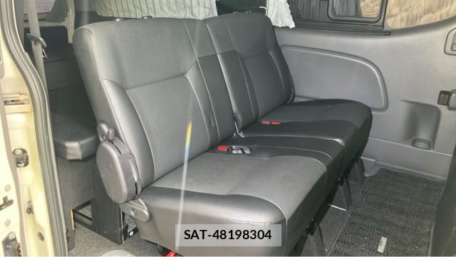 Nissan NV350 Caravan 2017-12 8281599-6