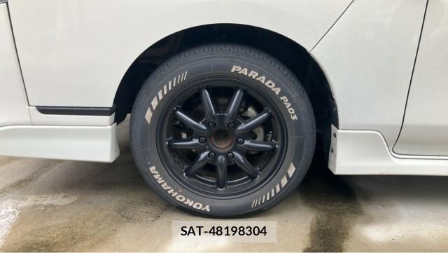 Nissan NV350 Caravan 2017-12 8281599-8