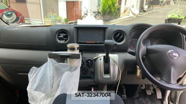 Nissan NV350 Caravan 2015-12 8281618-2