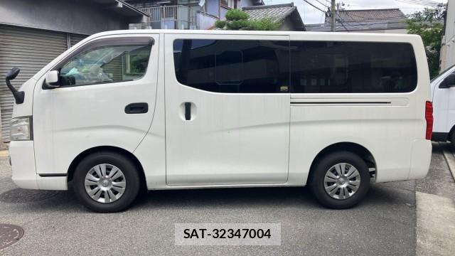 Nissan NV350 Caravan 2015-12 8281618-3