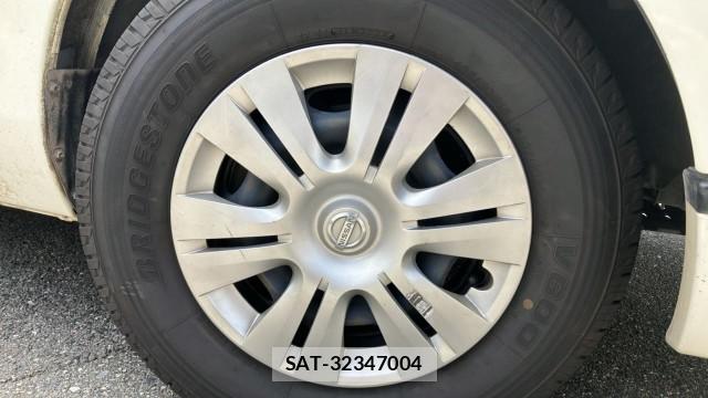 Nissan NV350 Caravan 2015-12 8281618-8