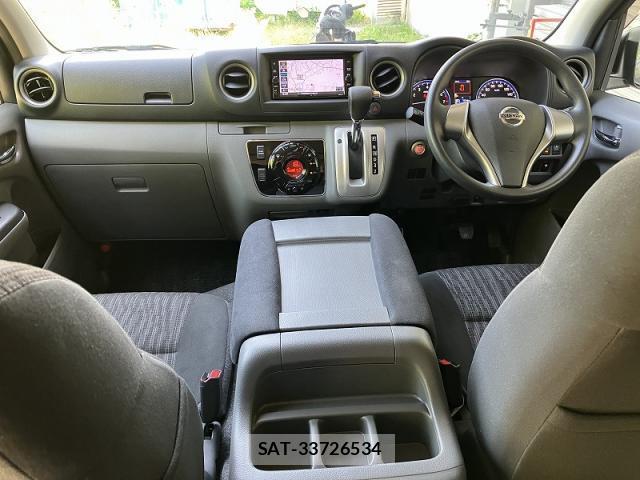Nissan NV350 Caravan 2020-11 8281971-3