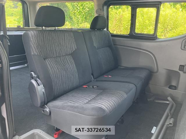 Nissan NV350 Caravan 2020-11 8281971-5