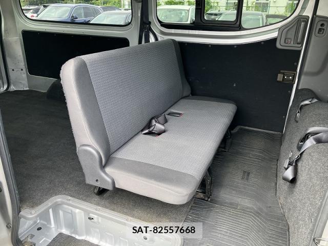 Nissan NV350 Caravan 2021-05 8281980-5