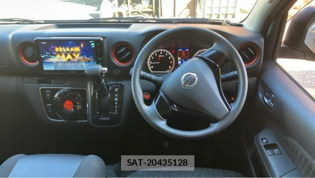 Nissan NV350 Caravan 2021-02 8282472-16
