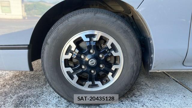 Nissan NV350 Caravan 2021-02 8282472-8