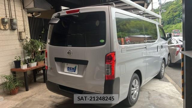 Nissan NV350 Caravan 2019-09 8282480-12