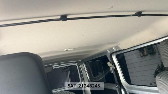 Nissan NV350 Caravan 2019-09 8282480-15