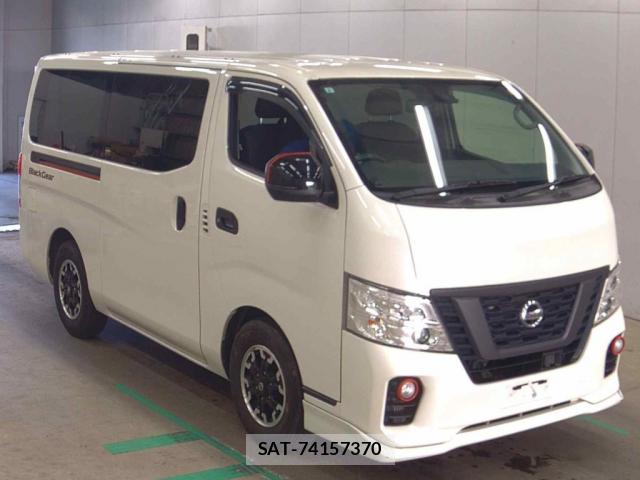 Nissan NV350 Caravan 2021-06 8283095-0