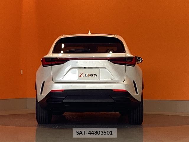 Lexus NX 2025-04 8276750-9