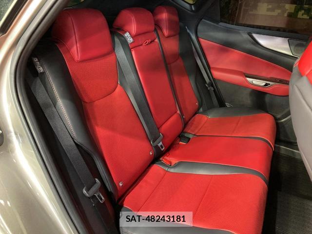 Lexus NX 2023-11 8277648-9