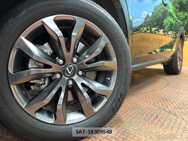 Lexus NX 2018-03 8277749-12