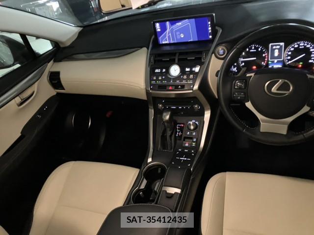Lexus NX 2018-01 8278999-6