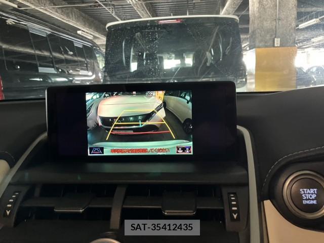 Lexus NX 2018-01 8278999-9