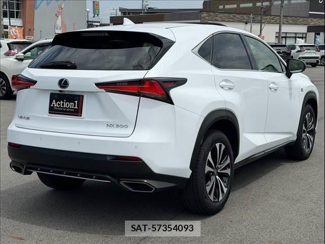 Lexus NX 2017-11 8280192-4