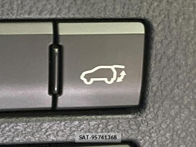 Lexus NX 2019-08 8280446-6