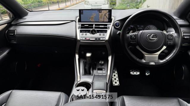Lexus NX 2021-03 8281061-2