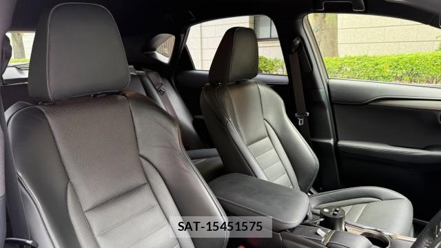 Lexus NX 2021-03 8281061-5