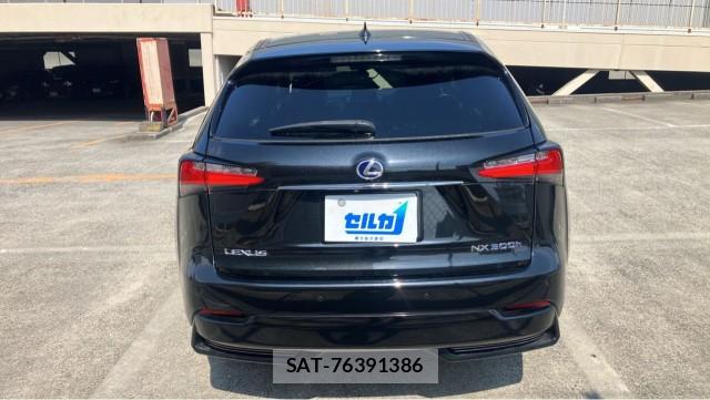 Lexus NX 2016-10 8281102-1