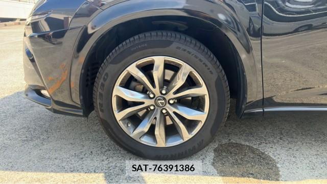 Lexus NX 2016-10 8281102-8