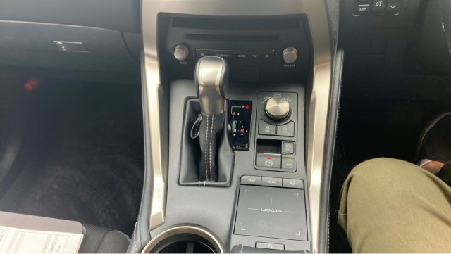 Lexus NX 2020-02 8281600-14