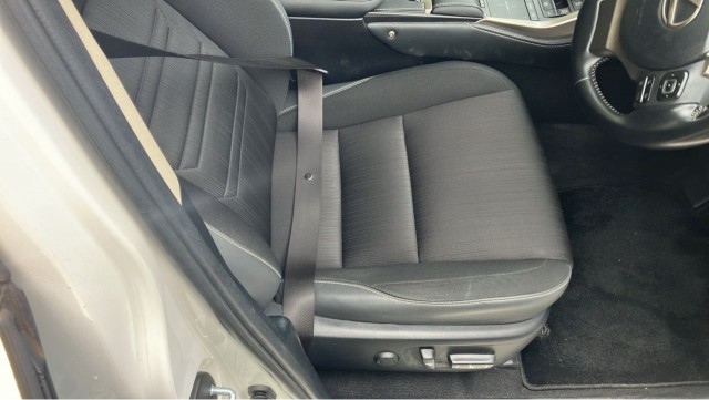 Lexus NX 2020-02 8281600-5